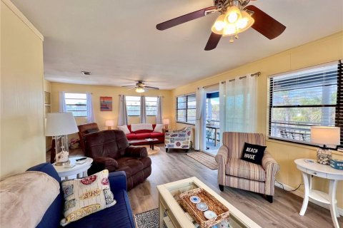 House in Placida, Florida 2 bedrooms, 89.19 sq.m. № 1525683 - photo 20