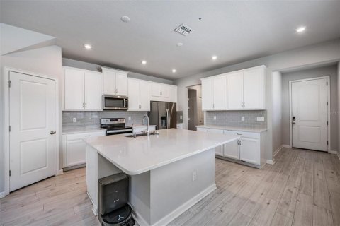 Adosado en venta en Lutz, Florida, 3 dormitorios, 154.87 m2 № 2239031 - foto 8