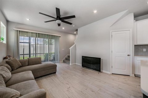 Adosado en venta en Lutz, Florida, 3 dormitorios, 154.87 m2 № 2239031 - foto 3