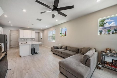 Adosado en venta en Lutz, Florida, 3 dormitorios, 154.87 m2 № 2239031 - foto 16