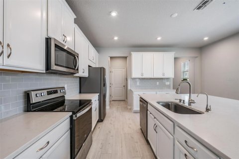 Adosado en venta en Lutz, Florida, 3 dormitorios, 154.87 m2 № 2239031 - foto 10
