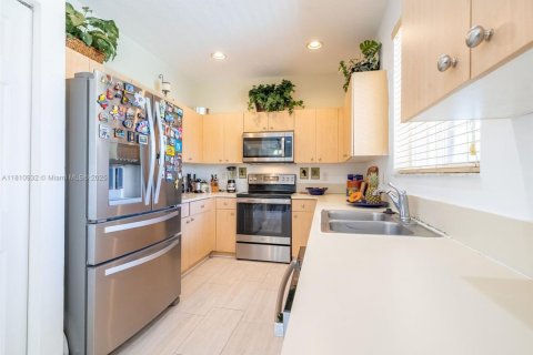 Villa ou maison à vendre à Weston, Floride: 4 chambres, 193.98 m2 № 1752044 - photo 7