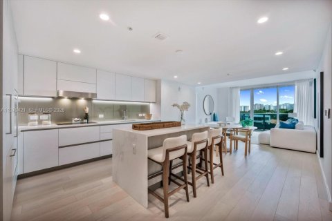 Купить кондоминиум в Бэл-Харбор, Флорида 3 спальни, 170.01м2, № 2043522 - фото 10