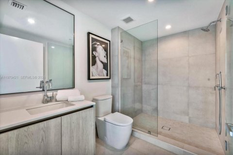 Купить кондоминиум в Бэл-Харбор, Флорида 3 спальни, 170.01м2, № 2043522 - фото 25