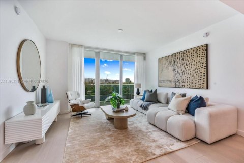 Купить кондоминиум в Бэл-Харбор, Флорида 3 спальни, 170.01м2, № 2043522 - фото 3