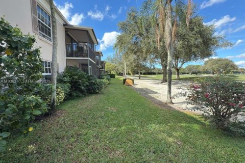 Apartment in Plantation, Florida 2 bedrooms, 89.19 sq.m. № 1994358 - photo 5