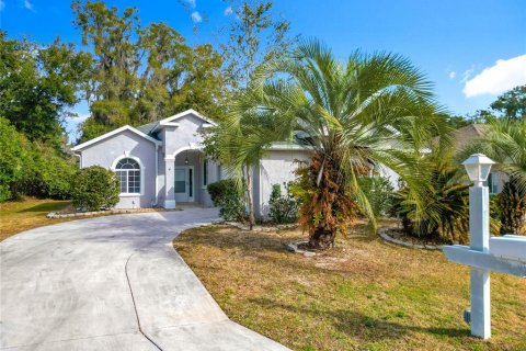 House in Ocala, Florida 3 bedrooms, 140.65 sq.m. № 2131473 - photo 4