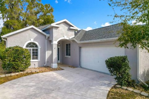 Villa ou maison à Ocala, Floride 3 chambres, 140.65 m2 № 2131473