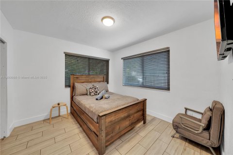 Propiedad comercial en venta en Miami, Florida, 128.02 m2 № 1954551 - foto 27