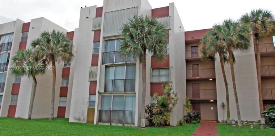 Condominio en Miami, Florida, 2 dormitorios  № 2058771