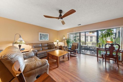 Condominio en venta en Palm Harbor, Florida, 2 dormitorios, 120.77 m2 № 2226112 - foto 9