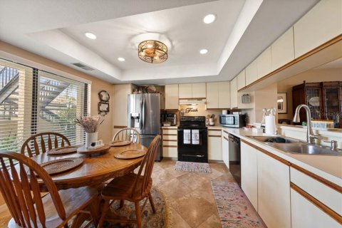 Condominio en venta en Palm Harbor, Florida, 2 dormitorios, 120.77 m2 № 2226112 - foto 5