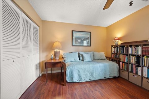 Condominio en venta en Palm Harbor, Florida, 2 dormitorios, 120.77 m2 № 2226112 - foto 17