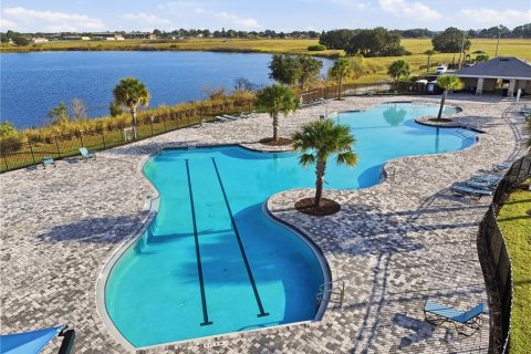 Casa en venta en Winter Haven, Florida, 4 dormitorios, 189.43 m2 № 2149319 - foto 24