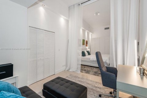 Copropriété à louer à Miami Beach, Floride: 2 chambres, 109.62 m2 № 1861593 - photo 25