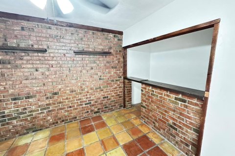 Adosado en venta en Hialeah, Florida, 3 dormitorios, 132.66 m2 № 1975190 - foto 30