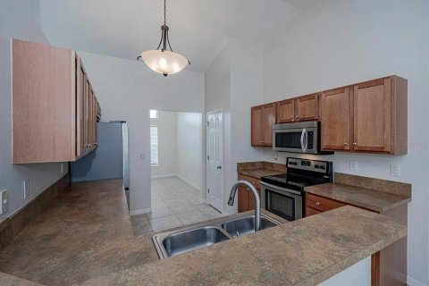 Casa en alquiler en Punta Gorda, Florida, 4 dormitorios, 199.28 m2 № 1876923 - foto 8