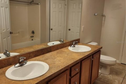 Casa en alquiler en Punta Gorda, Florida, 4 dormitorios, 199.28 m2 № 1876923 - foto 13