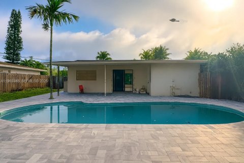 Снять в аренду виллу или дом в Дания-Бич, Флорида 2 спальни, 89.19м2, № 2026951 - фото 11