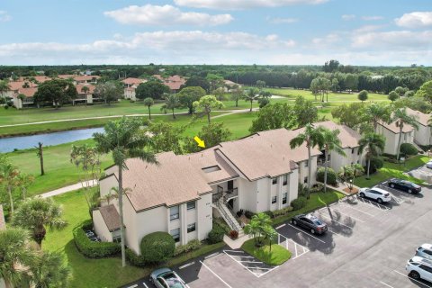 Condominio en Jupiter, Florida, 2 dormitorios № 2187591