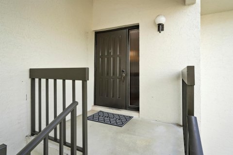 Condo in Jupiter, Florida, 2 bedrooms № 2187591 - photo 3