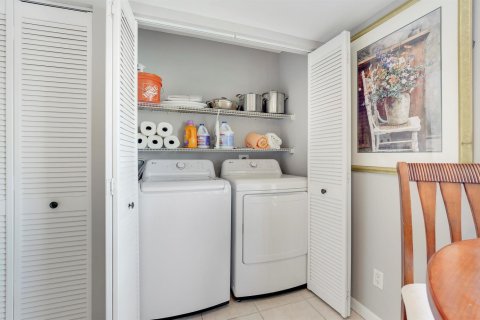 Condo in Jupiter, Florida, 2 bedrooms № 2187591 - photo 15