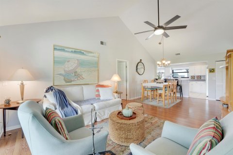 Condo in Jupiter, Florida, 2 bedrooms № 2187591 - photo 13