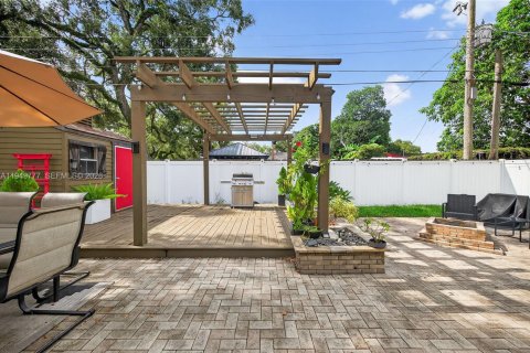 Снять в аренду виллу или дом в Холливуд, Флорида 3 спальни, 96.9м2, № 2005544 - фото 14