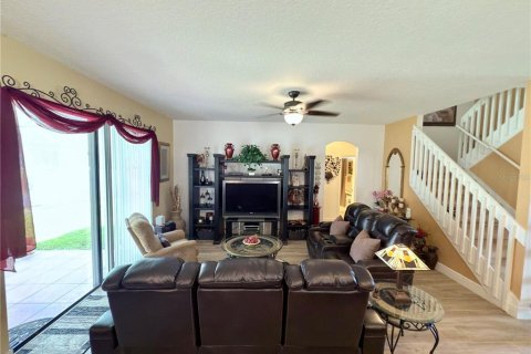 Villa ou maison à vendre à Orlando, Floride: 4 chambres, 249.16 m2 № 1837526 - photo 8