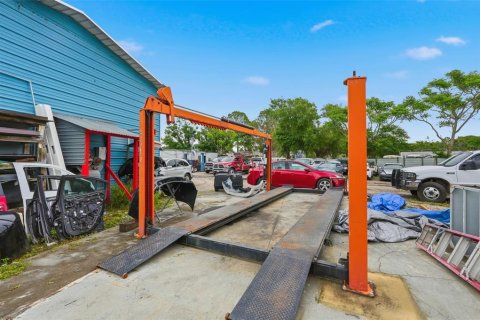 Commercial property in Orlando, Florida 671.13 sq.m. № 2155946 - photo 10
