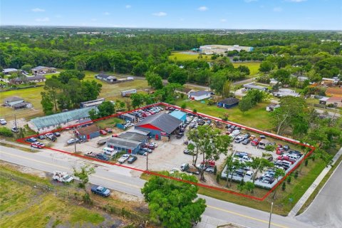 Commercial property in Orlando, Florida 671.13 sq.m. № 2155946