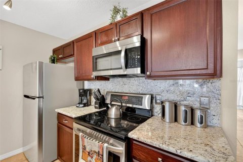 Copropriété à vendre à Kissimmee, Floride: 3 chambres, 126.07 m2 № 2122535 - photo 23