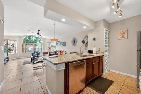 Copropriété à vendre à Kissimmee, Floride: 3 chambres, 126.07 m2 № 2122535 - photo 19