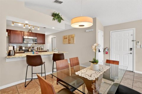 Copropriété à vendre à Kissimmee, Floride: 3 chambres, 126.07 m2 № 2122535 - photo 15