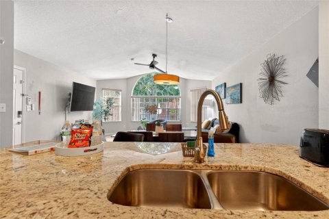 Copropriété à vendre à Kissimmee, Floride: 3 chambres, 126.07 m2 № 2122535 - photo 20