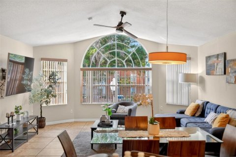 Copropriété à vendre à Kissimmee, Floride: 3 chambres, 126.07 m2 № 2122535 - photo 11