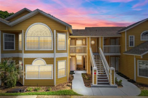 Condo à Kissimmee, Floride, 3 chambres  № 2122535