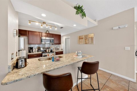 Copropriété à vendre à Kissimmee, Floride: 3 chambres, 126.07 m2 № 2122535 - photo 16