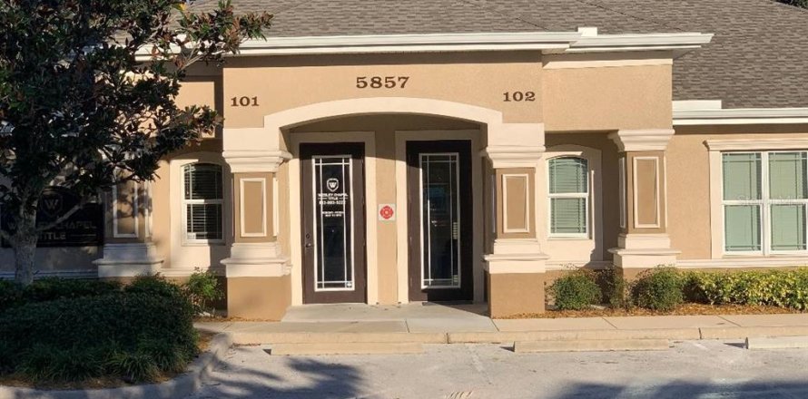 Immobilier commercial à Wesley Chapel, Floride № 1680882