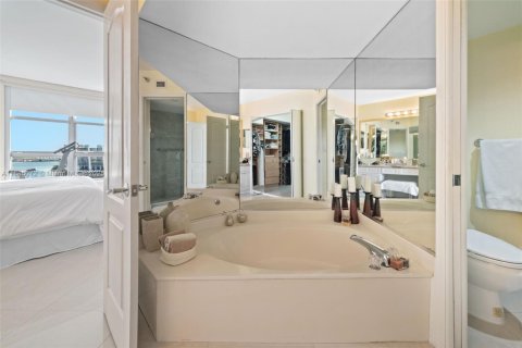 Copropriété à louer à Aventura, Floride: 2 chambres, 126.44 m2 № 1938845 - photo 20