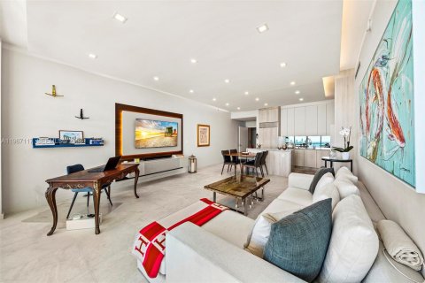 Condominio en venta en Miami, Florida, 2 dormitorios, 155.43 m2 № 2029795 - foto 7