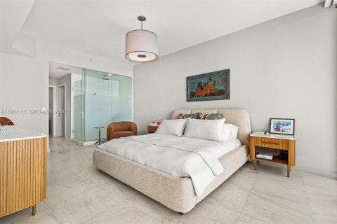 Condominio en venta en Miami, Florida, 2 dormitorios, 155.43 m2 № 2029795 - foto 15