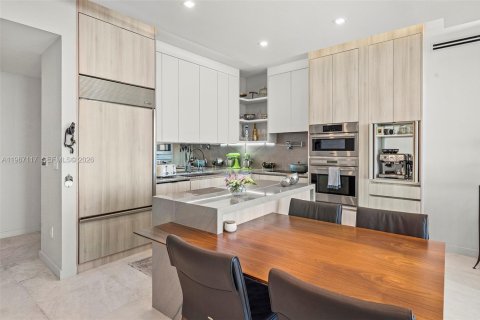 Condominio en venta en Miami, Florida, 2 dormitorios, 155.43 m2 № 2029795 - foto 10