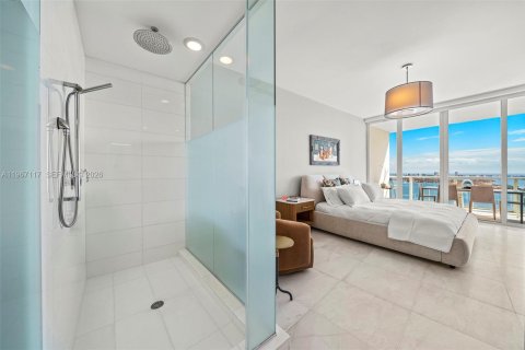 Condominio en venta en Miami, Florida, 2 dormitorios, 155.43 m2 № 2029795 - foto 20