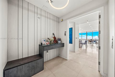 Condominio en venta en Miami, Florida, 2 dormitorios, 155.43 m2 № 2029795 - foto 8