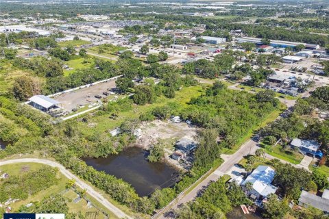 Terreno en venta en Tampa, Florida № 1810929 - foto 10