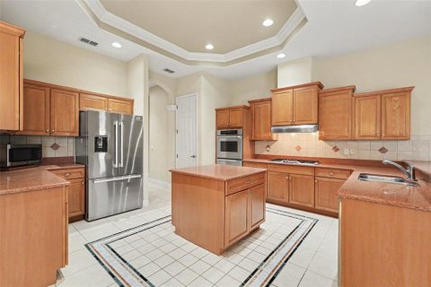 House in Dade City, Florida 4 bedrooms, 272.3 sq.m. № 2418550 - photo 12