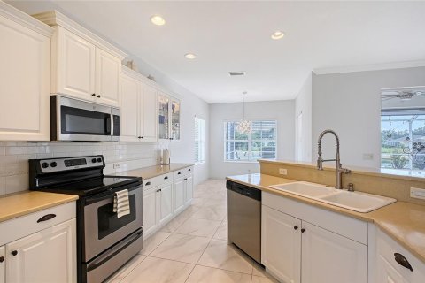 Villa ou maison à vendre à Bradenton, Floride: 3 chambres, 196.21 m2 № 1749603 - photo 8