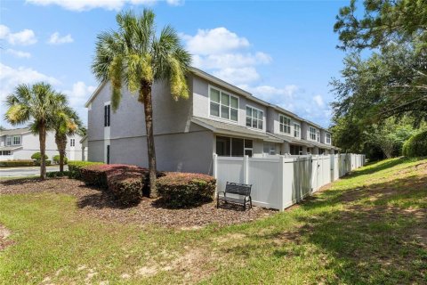 Townhouse in Ocala, Florida 2 bedrooms, 107.86 sq.m. № 1800173 - photo 23
