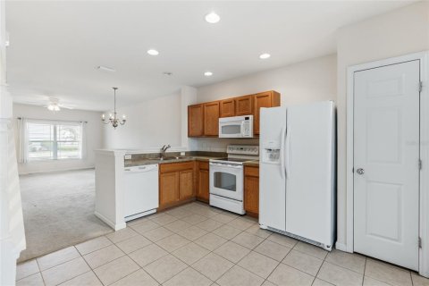 Townhouse in Ocala, Florida 2 bedrooms, 107.86 sq.m. № 1800173 - photo 8